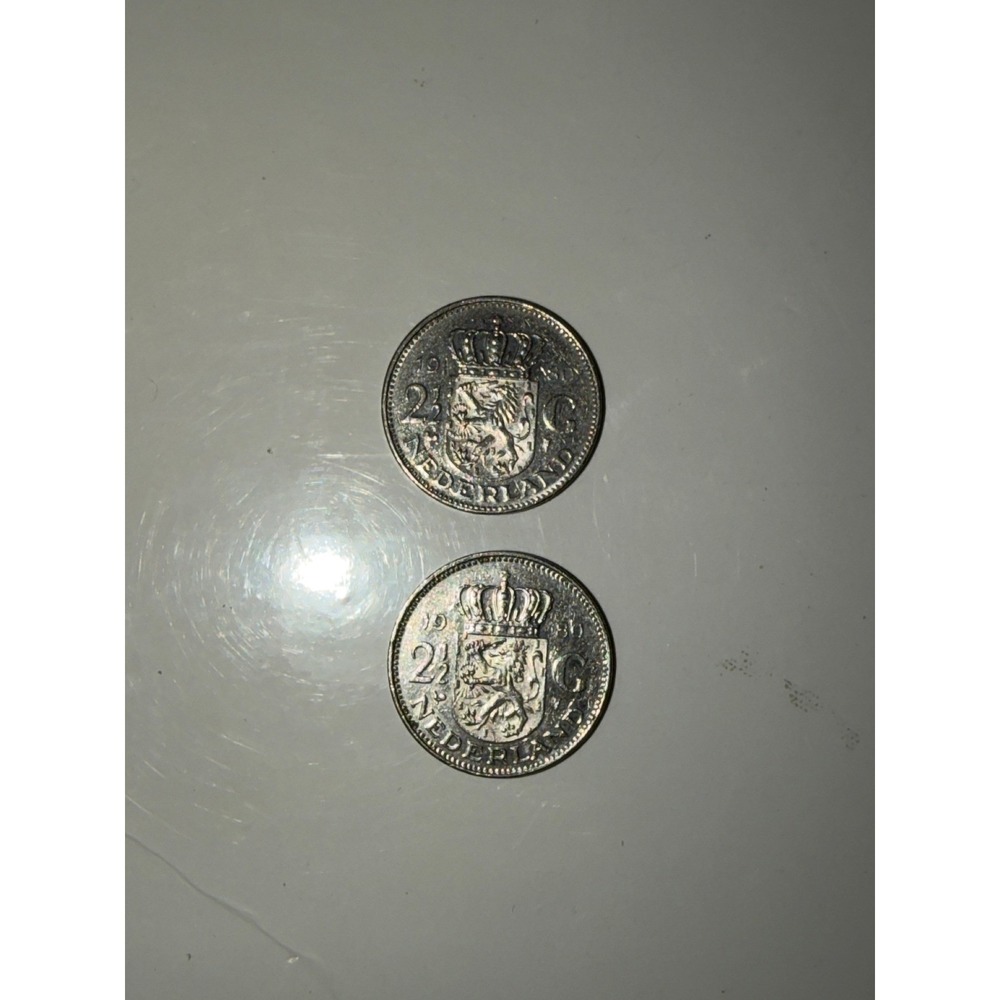 Netherlands 1980 2 1/2 Gulden Queen Juliana Rijksdaalder Coins Lot of 2 - Picture 3 of 10